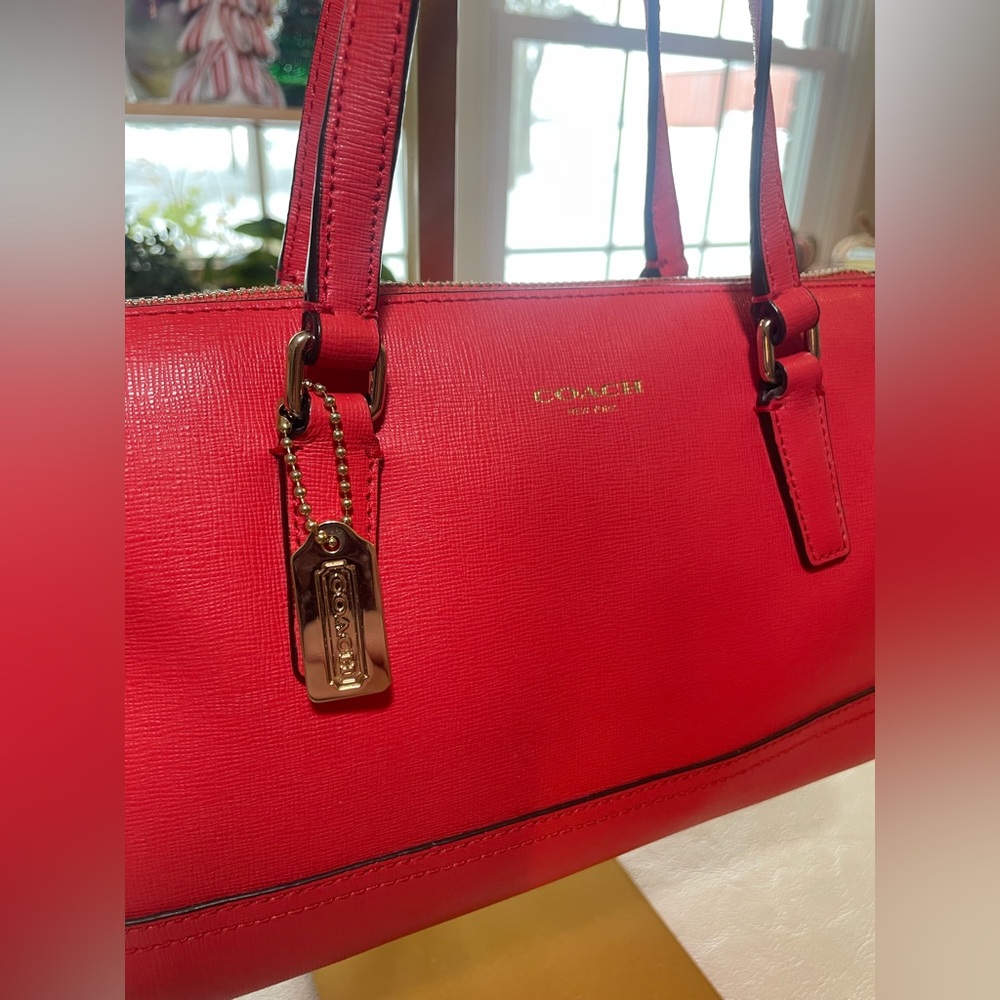 ‼️ SPRING SALE Coach Y2K Mini Satchel in Vibrant Hot Pink/Red Saffiano Leather - Picture 9 of 17